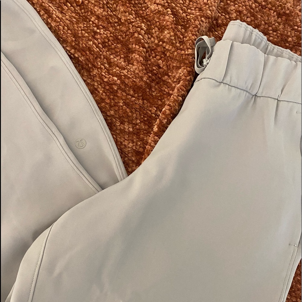 LULULEMON JOGGERS